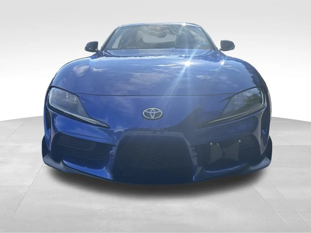 Used 2025 Blue Toyota 3.0 Premium image 3