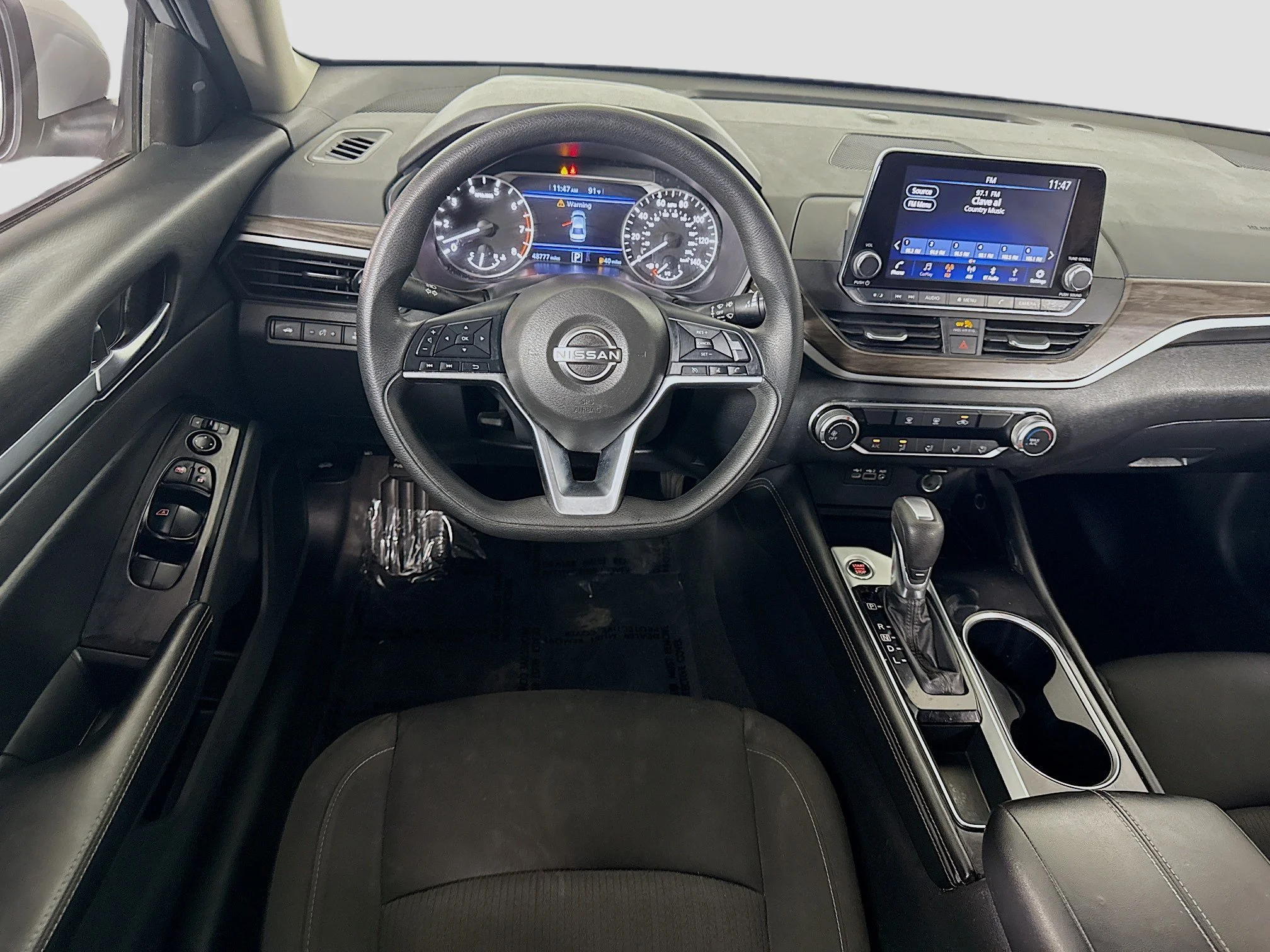 Used 2023 Brilliant Silver Metallic Nissan 2.5 SV image 13