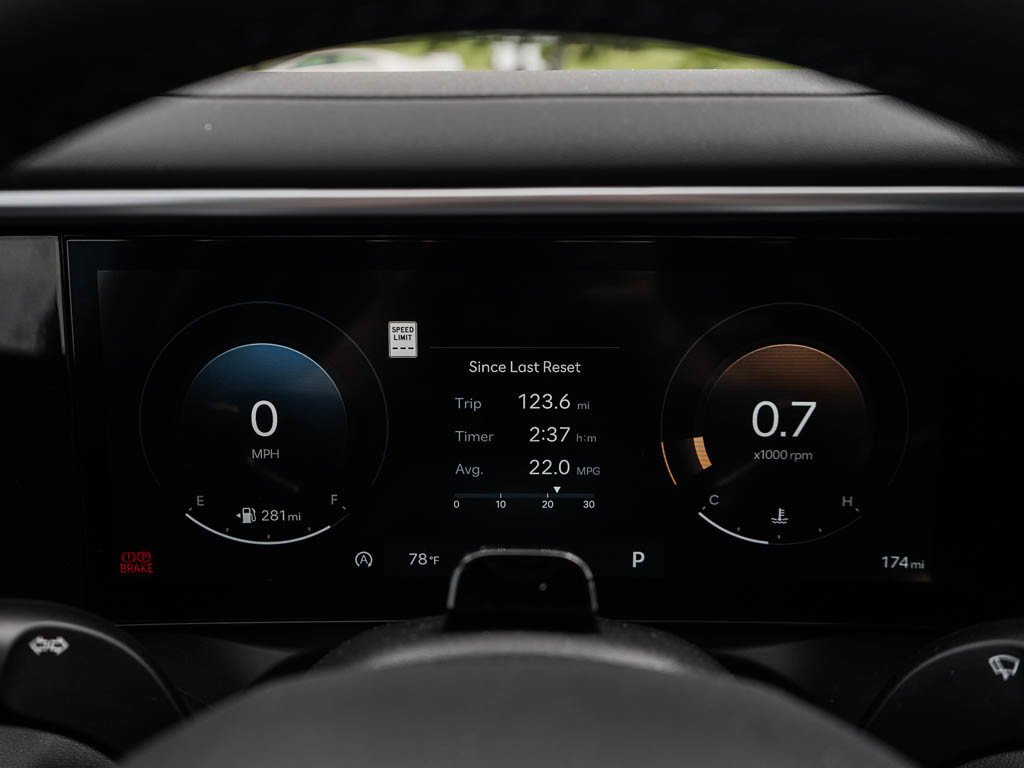 New 2026 Ecotronic Gray Pearl Hyundai SEL 8P AWD image 24