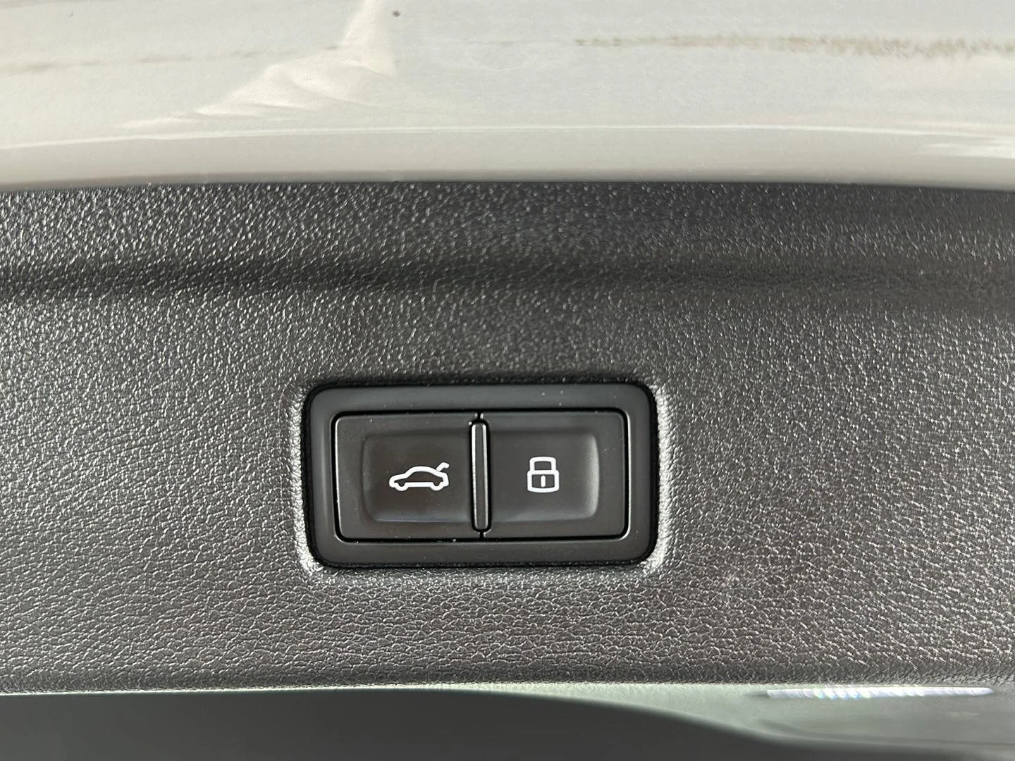 Used 2023 Glacier White Metallic Audi Premium image 25