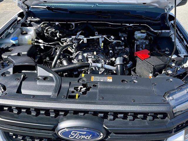 Used 2025 White Ford XL image 10
