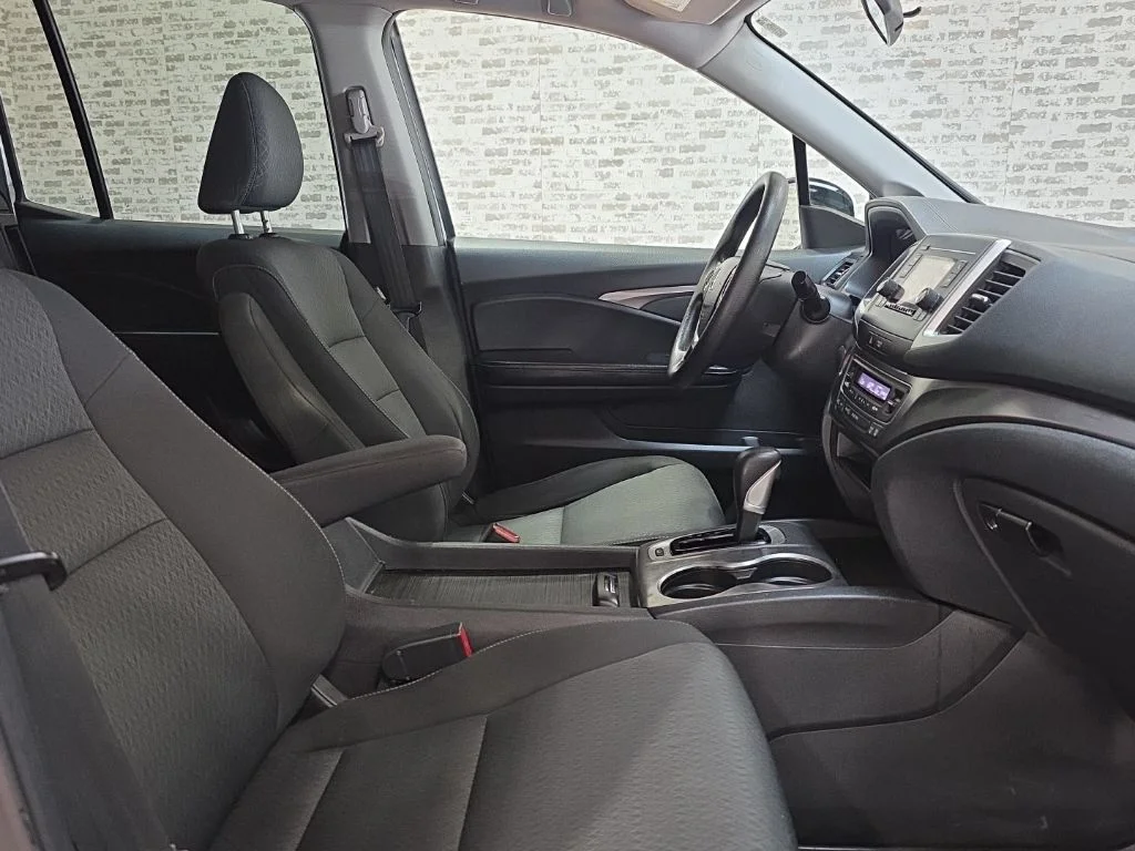Used 2019 White Diamond Pearl Honda Sport image 8
