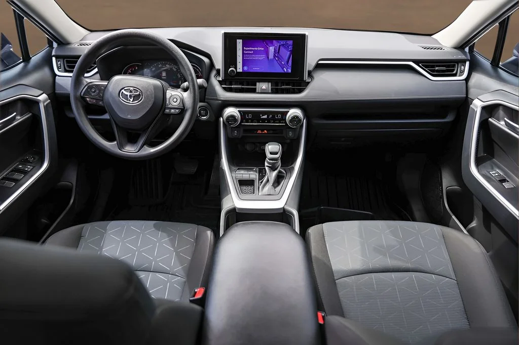Used 2025 White Toyota XLE image 25