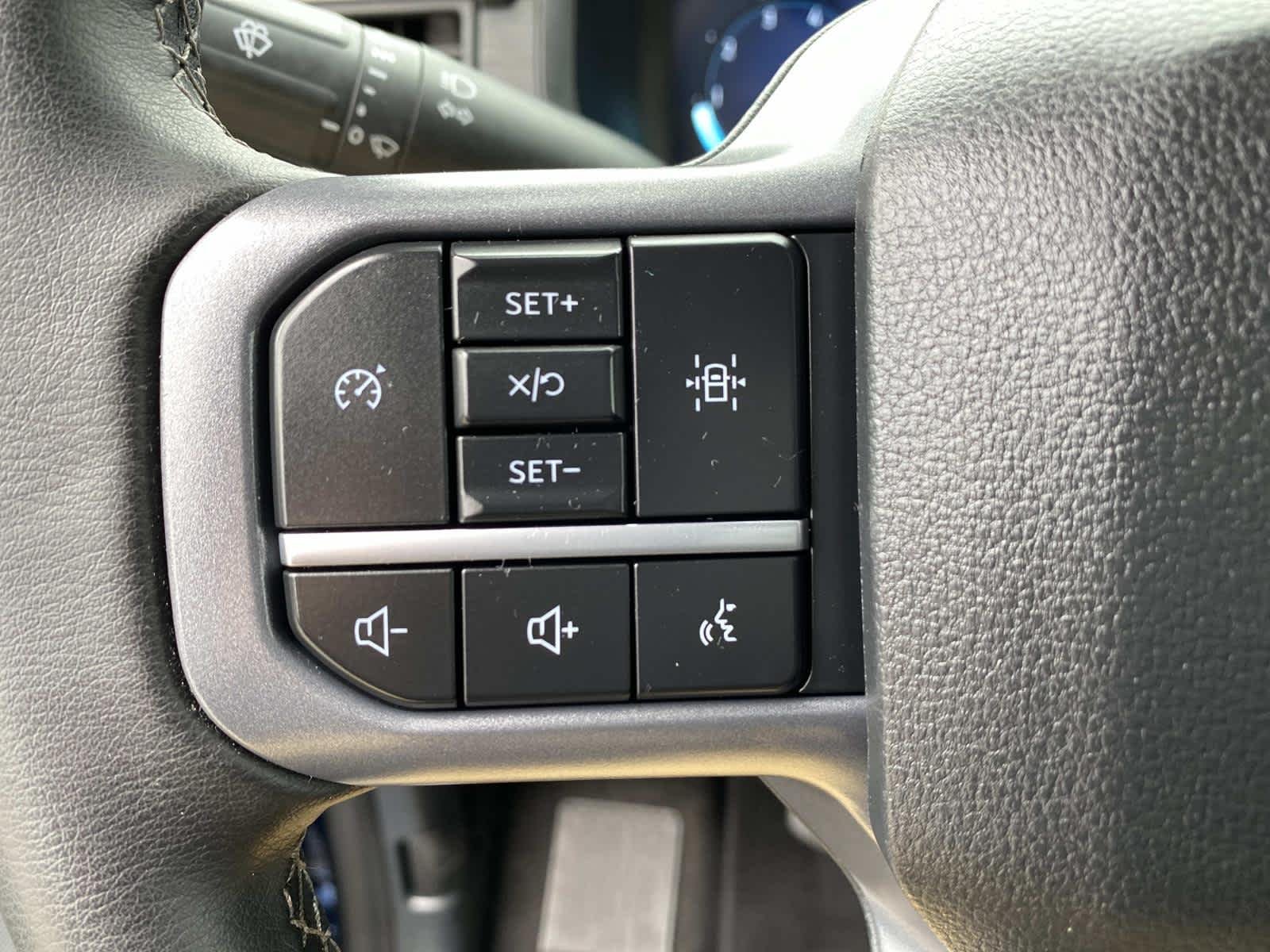 Certified Used 2025 Atlas Blue Ford XLT image 21
