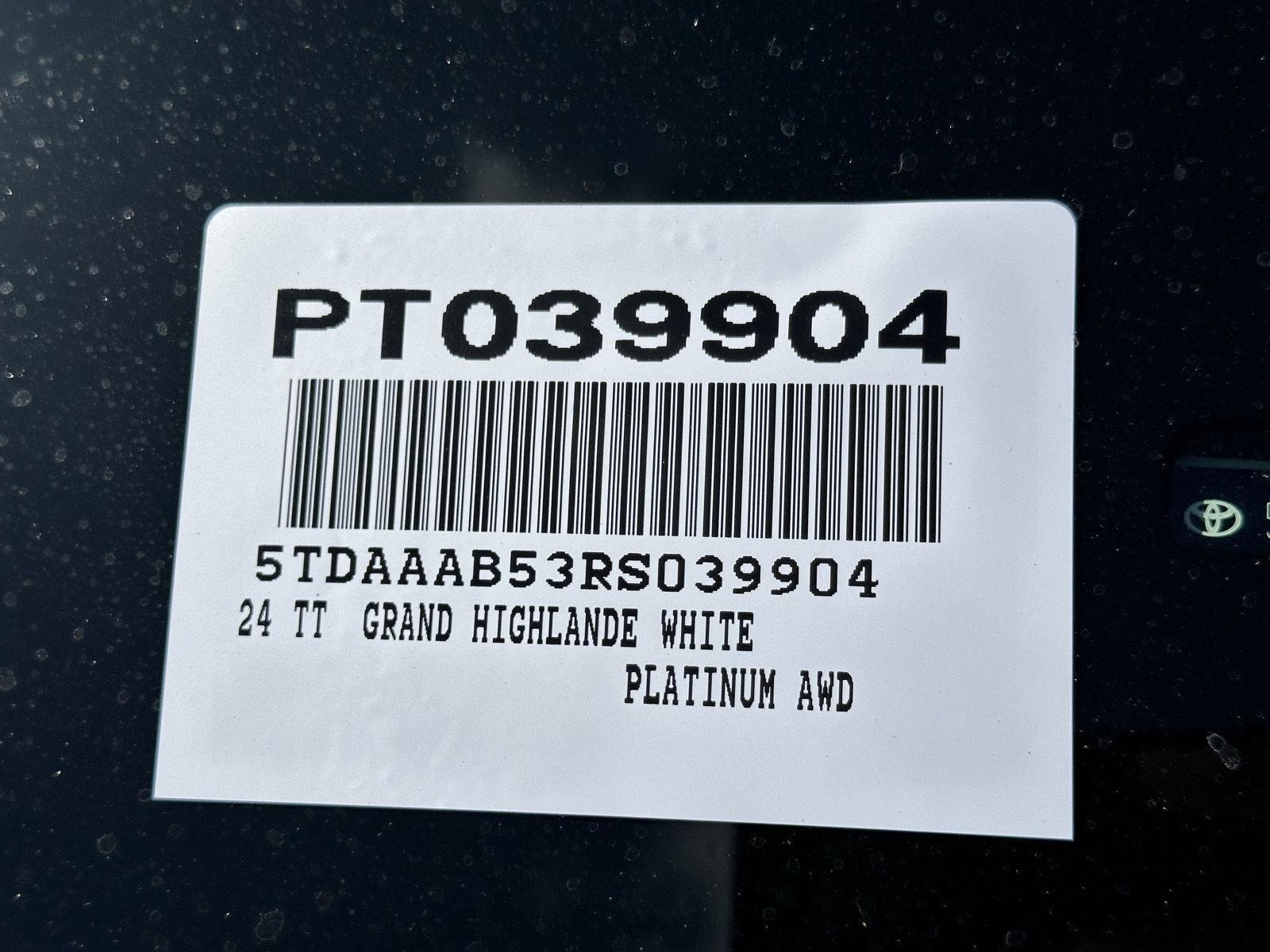 Used 2024 Wind Chill Pearl Toyota Platinum image 15