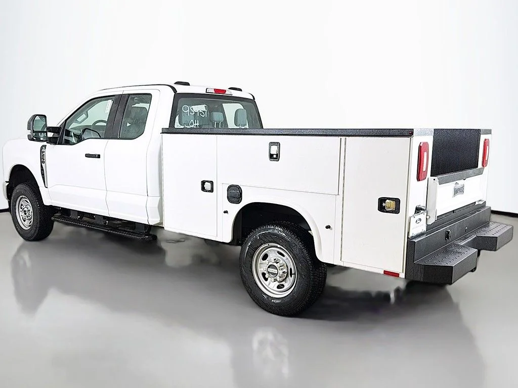 New 2026 Oxford White Ford F-250® XL image 6