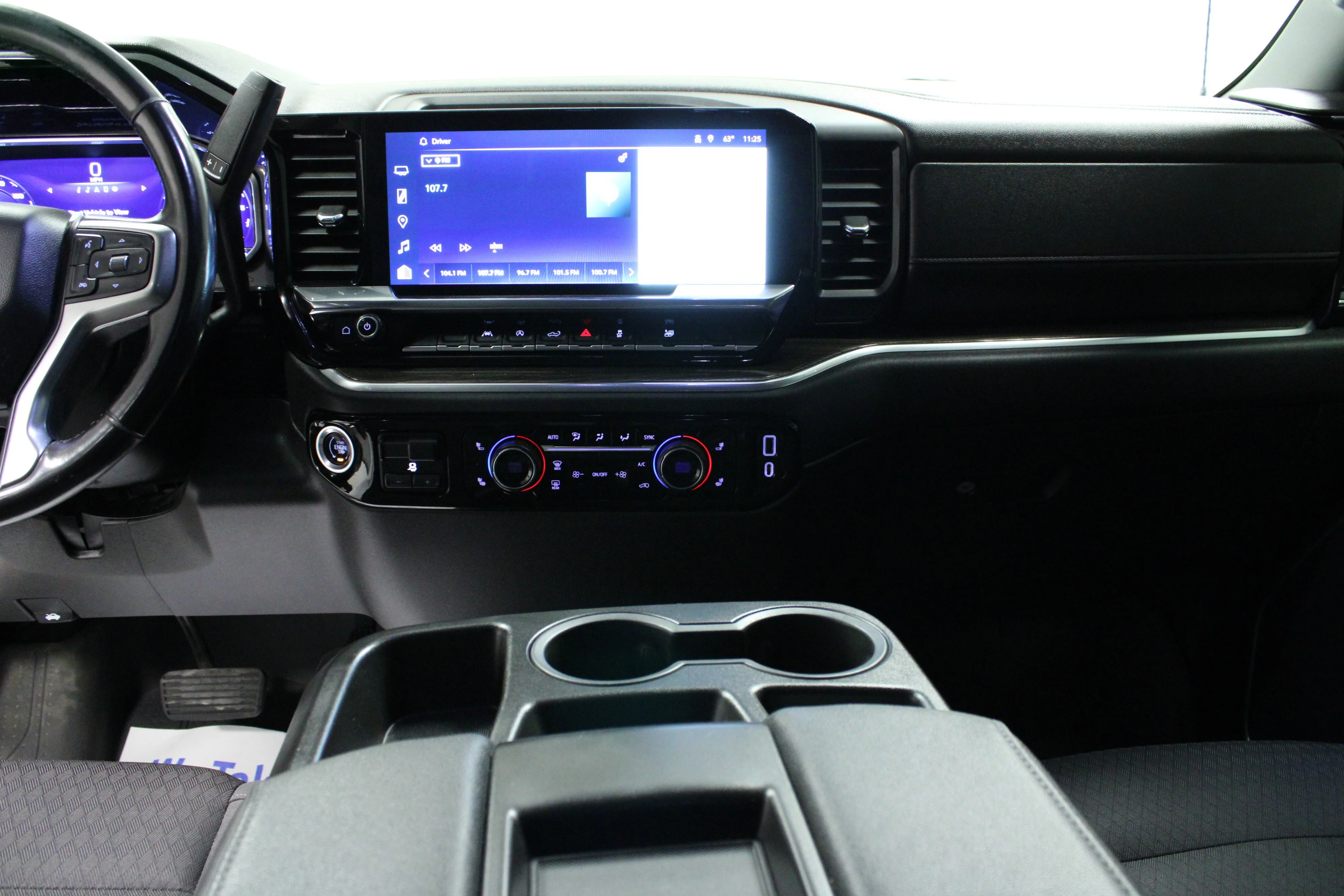 Used 2023 Summit White Chevrolet LT image 18