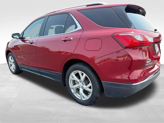 Used 2019 CAJUN RED TINTCOAT Chevrolet Premier image 3