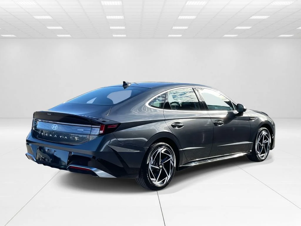 New 2026 Gray Hyundai SEL Sport image 6