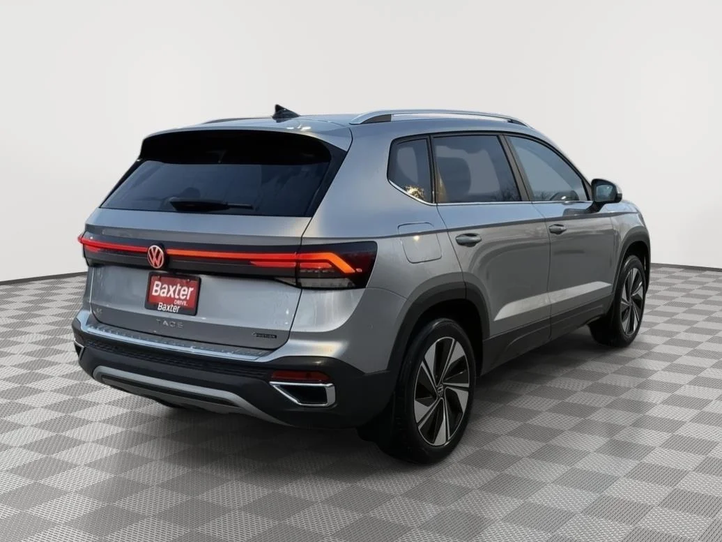 New 2026 Pyrite Silver Metallic Volkswagen SE image 3
