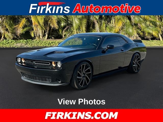 2017 Dodge Challenger SXT