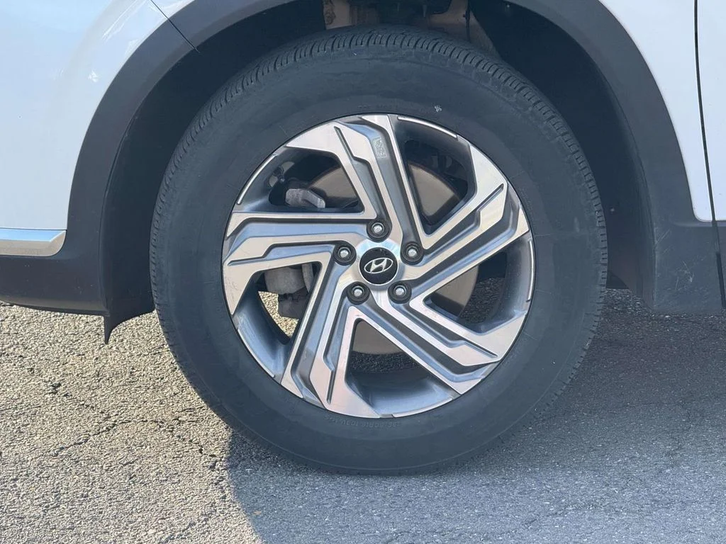 Used 2021 Gray Hyundai SEL image 10
