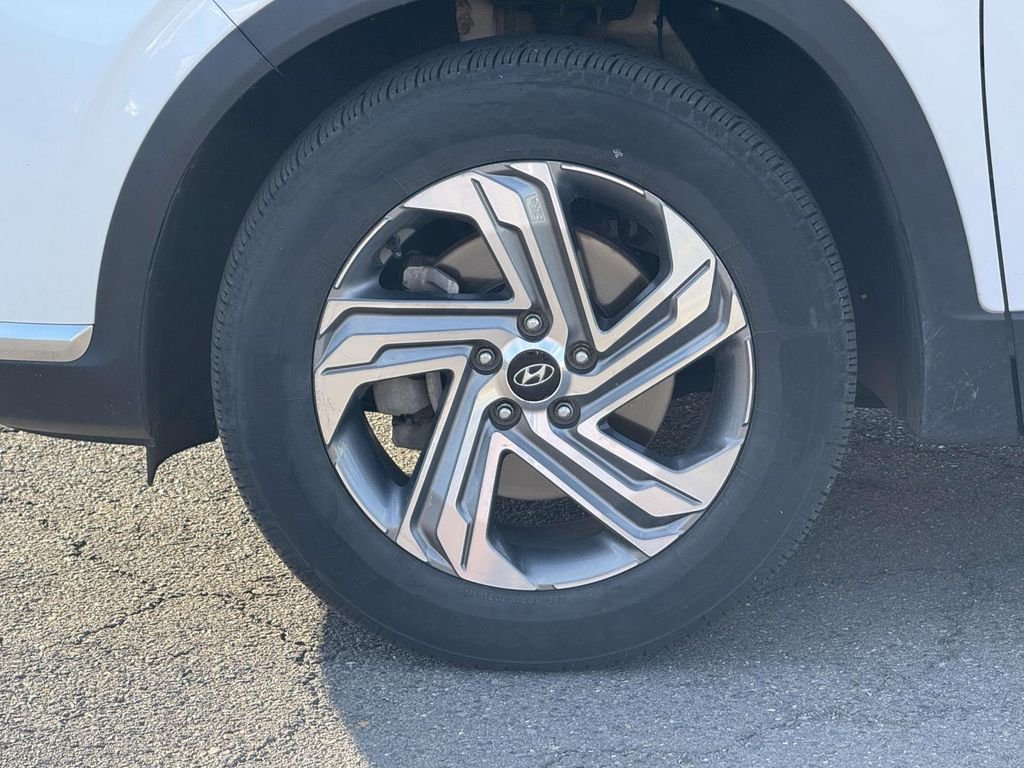 Certified Used 2021 Gray Hyundai SEL image 10