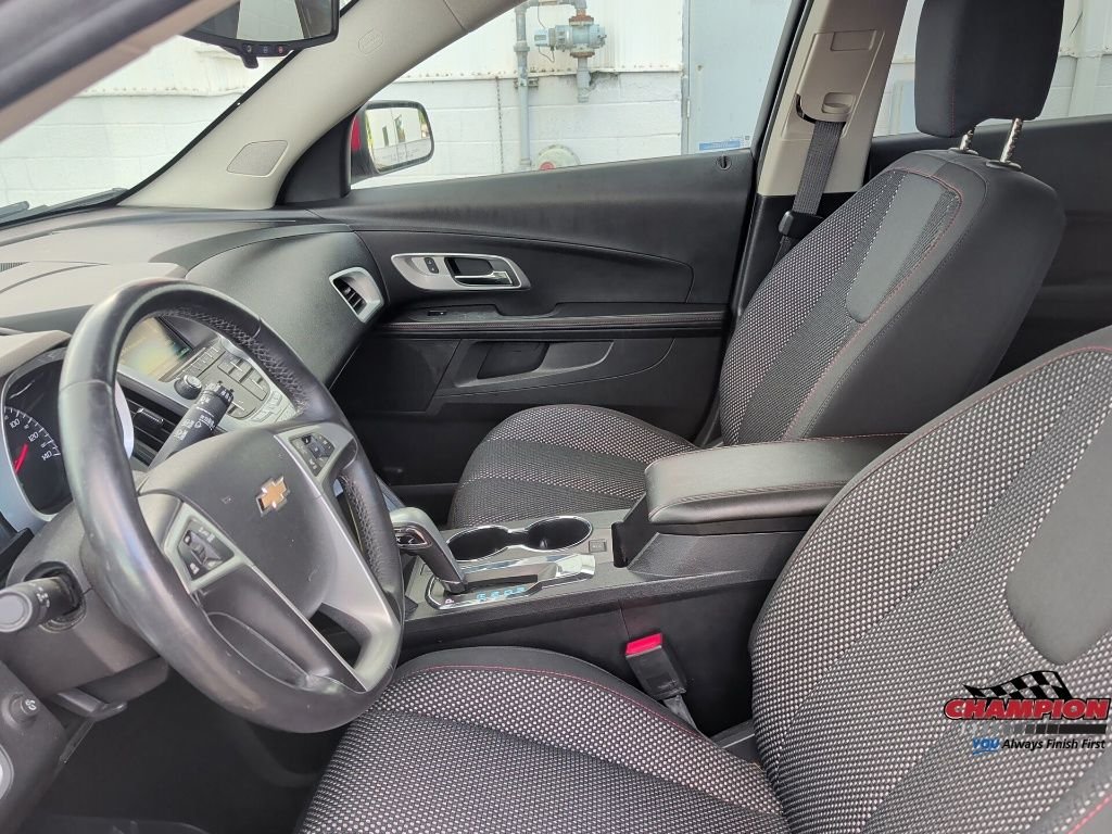 Used 2015 Red Chevrolet LT image 13