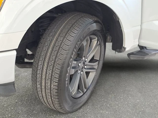 Certified Used 2023 Avalanche Ford XLT image 31