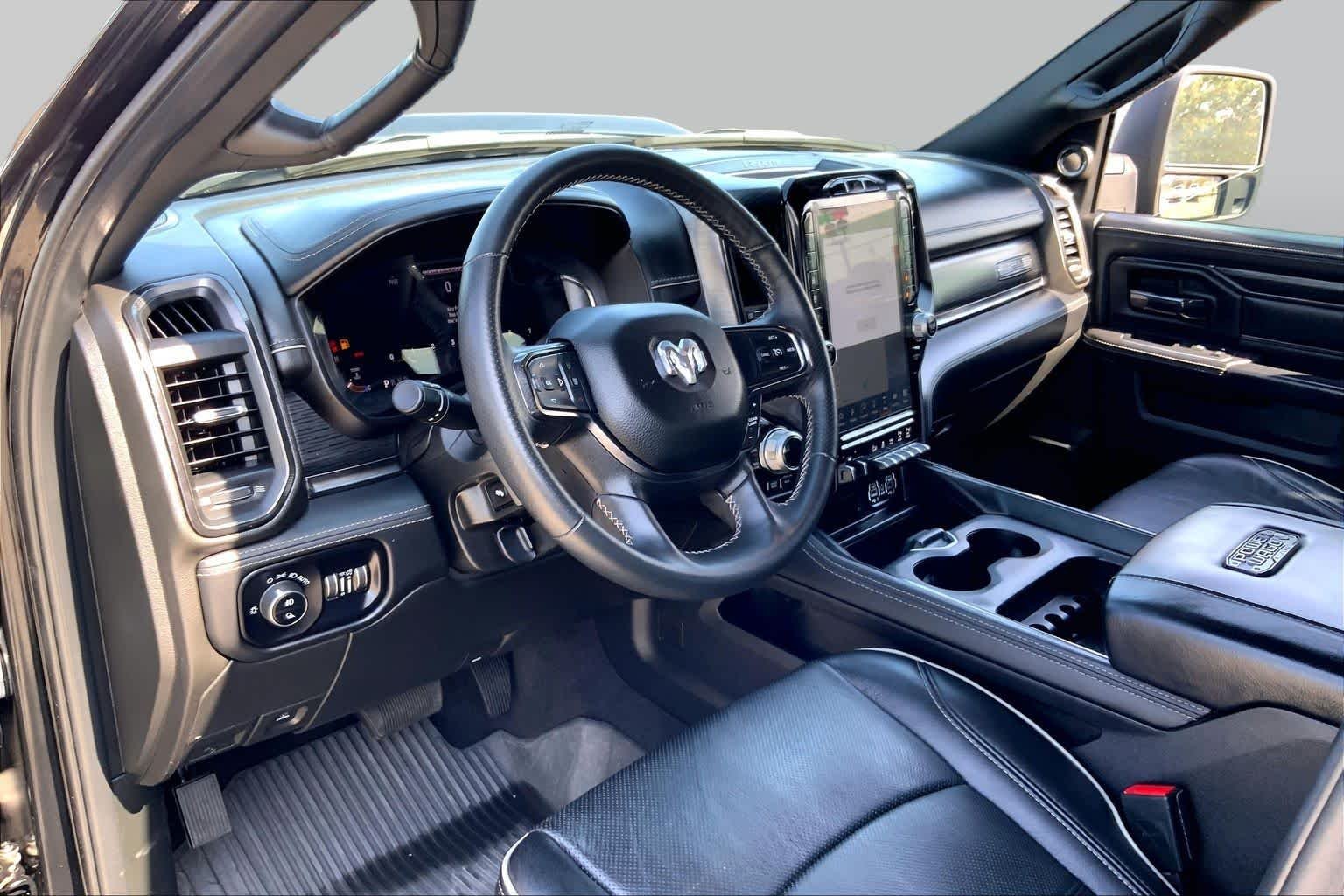 Used 2024 Diamond Black Crystal Pearlcoat Ram Power Wagon image 15