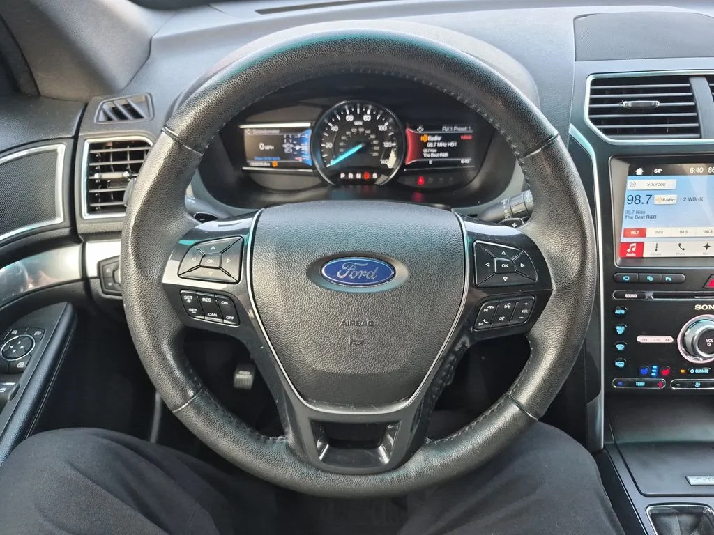 Used 2017 Ruby Red Metallic Ford Limited image 29