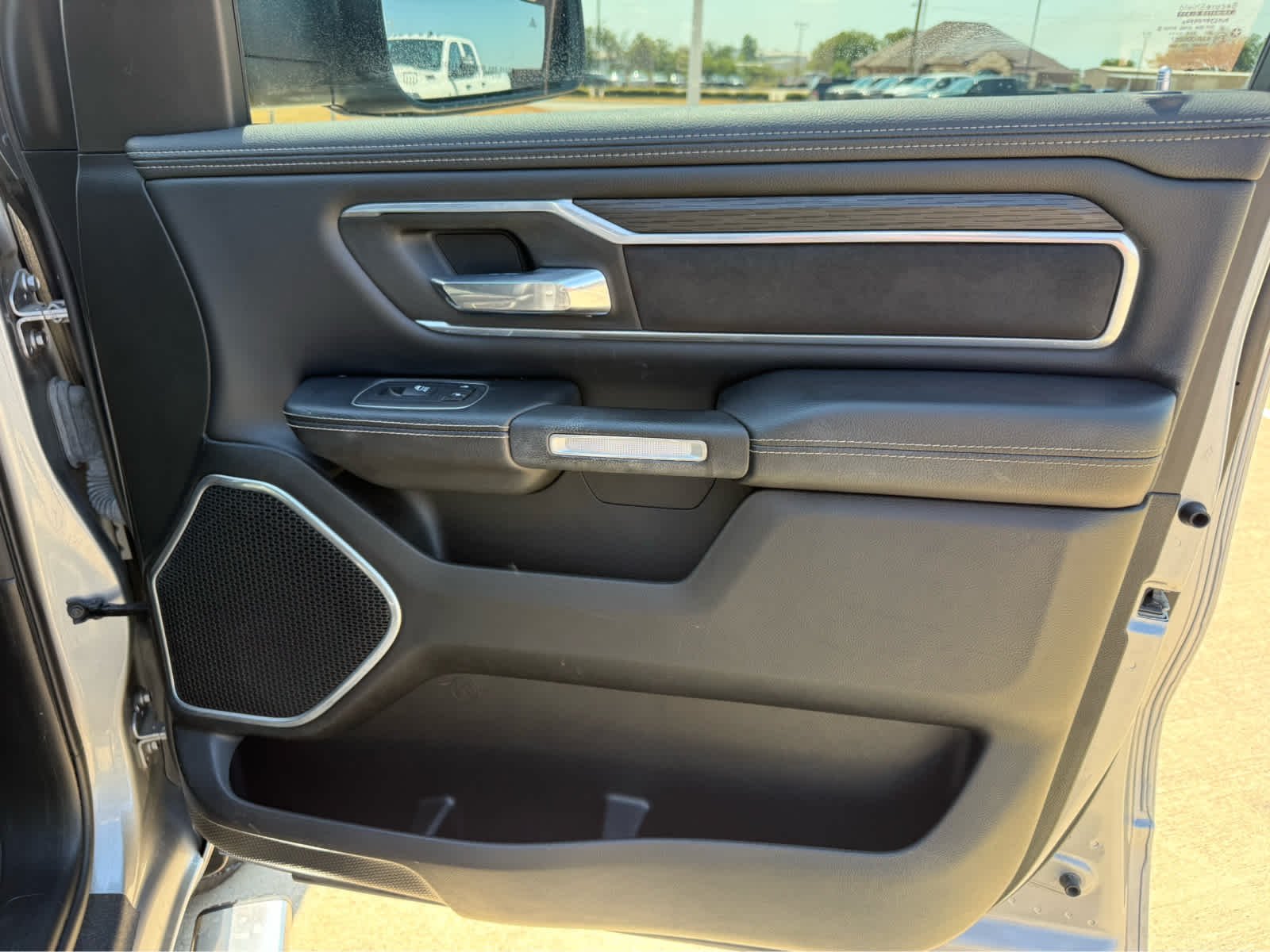 Used 2023 Billet Silver Metallic Clearcoat Ram Laramie image 19
