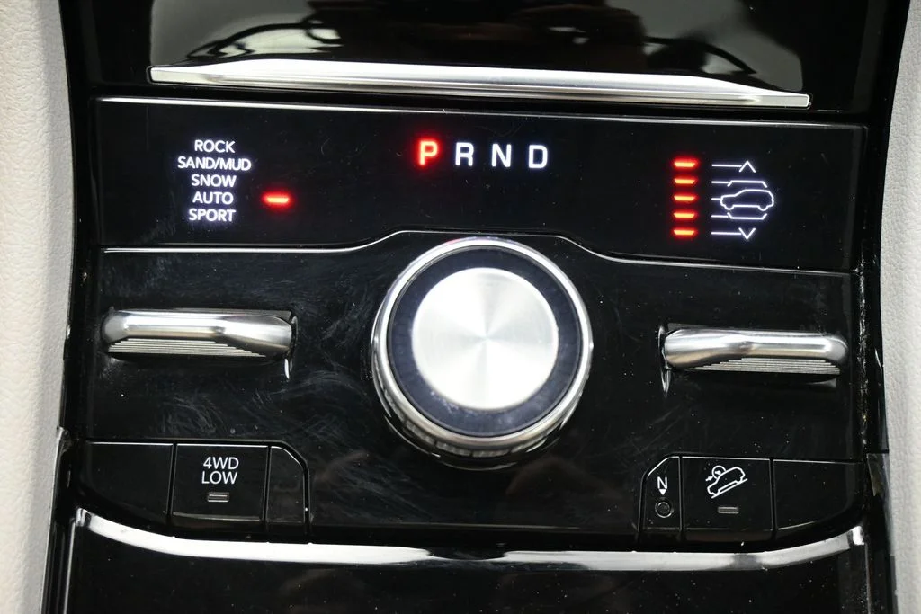 Used 2023 Black Jeep Summit image 26