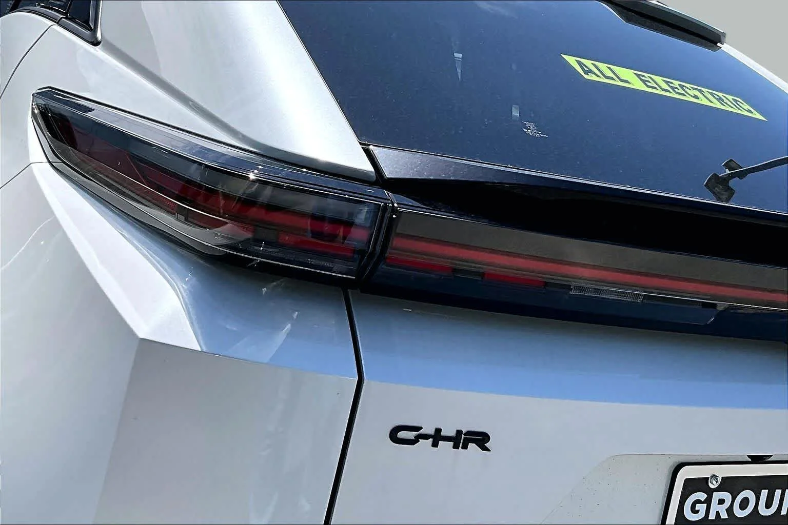 New 2026 Wind Chill Pearl Toyota SE image 14