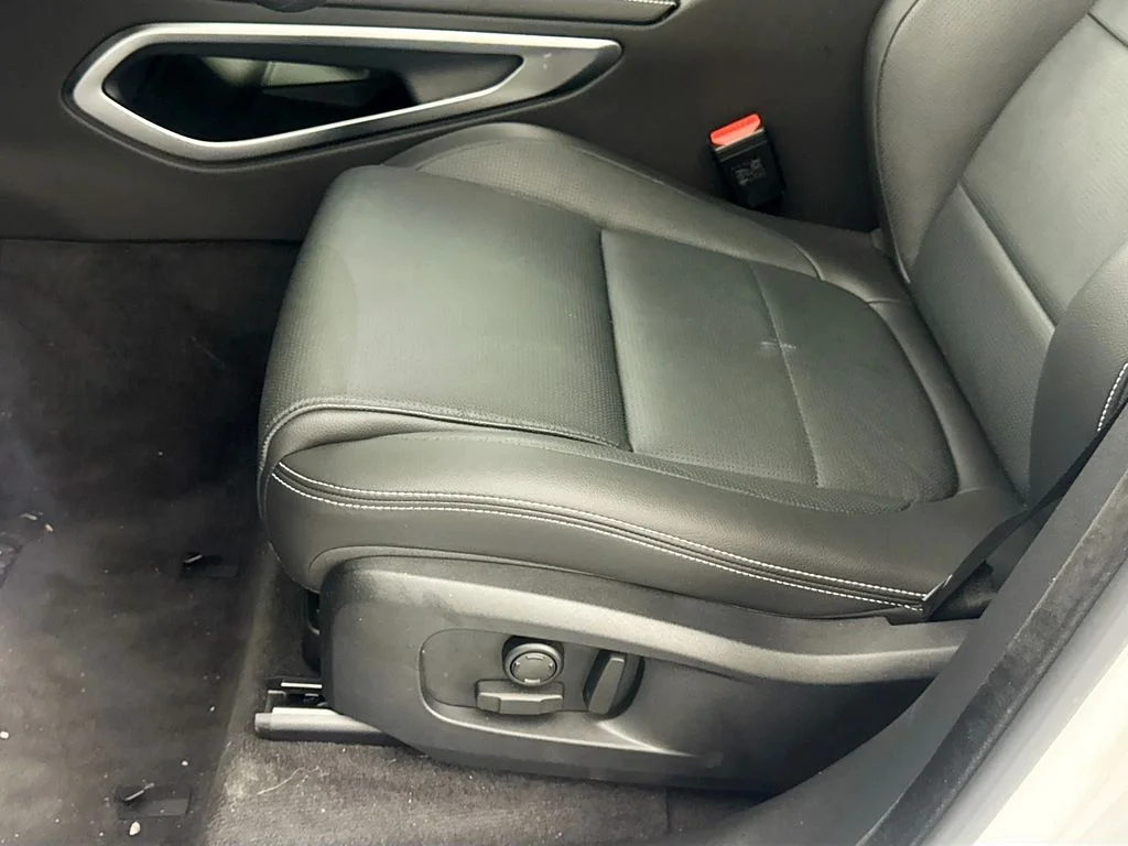 2026 Jaguar F-Pace R-Dynamic S - Photo 18