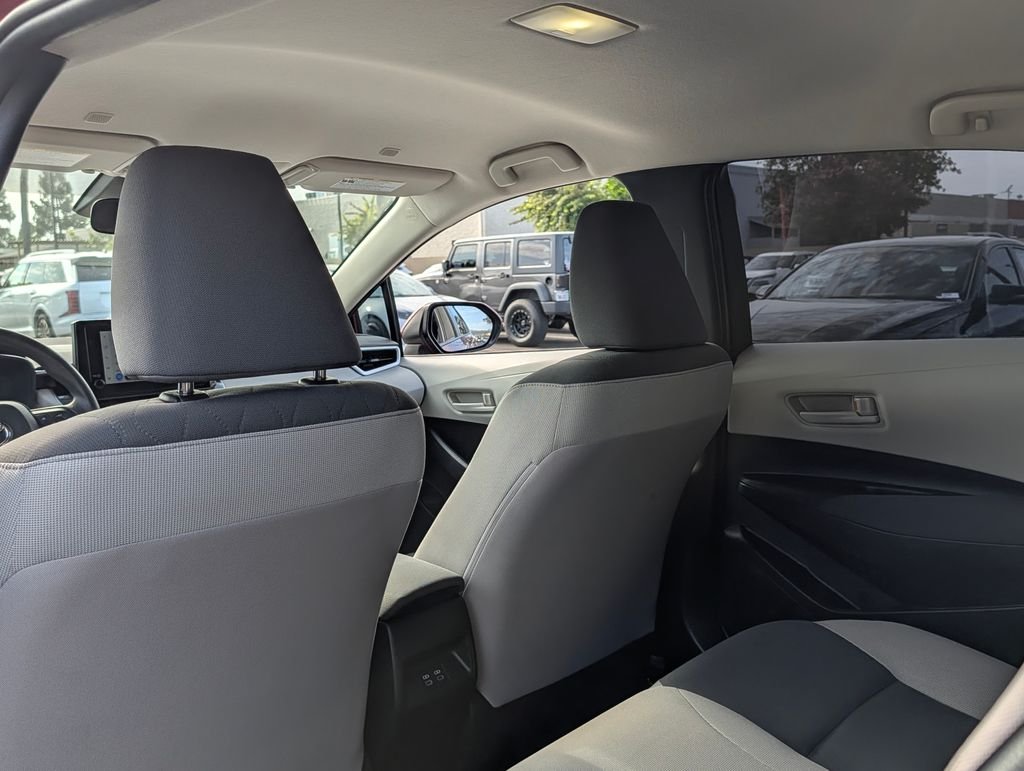 2023 Toyota Corolla LE - Photo 12