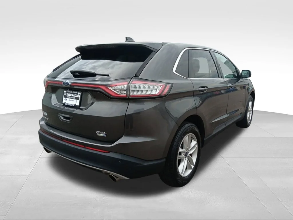Used 2017 Magnetic Ford SEL image 10