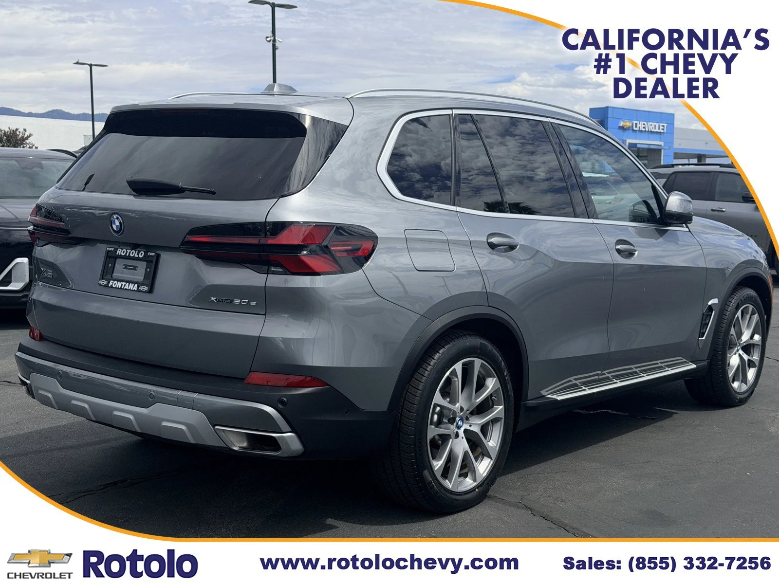 Used 2025 Gray BMW xDrive50e image 6