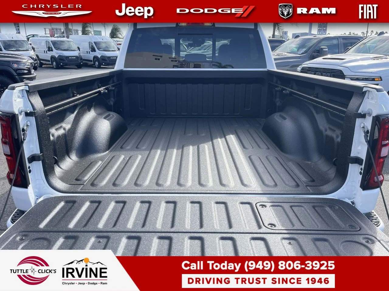 New 2027 Ivory White Tri-Coat Pearl-Coat Exterior Paint RAM Laramie image 33