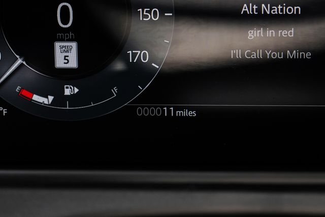 New 2026  Land Rover S image 23