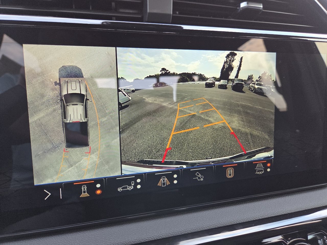 2026 GMC Sierra 2500HD AT4 - Photo 36