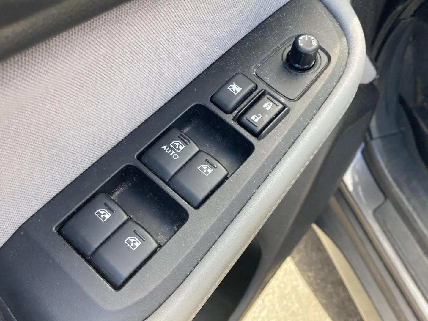 Used 2019 Magnetite Gray Metallic Subaru  image 12