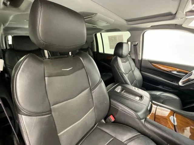 Used 2017 Black Cadillac Luxury image 18