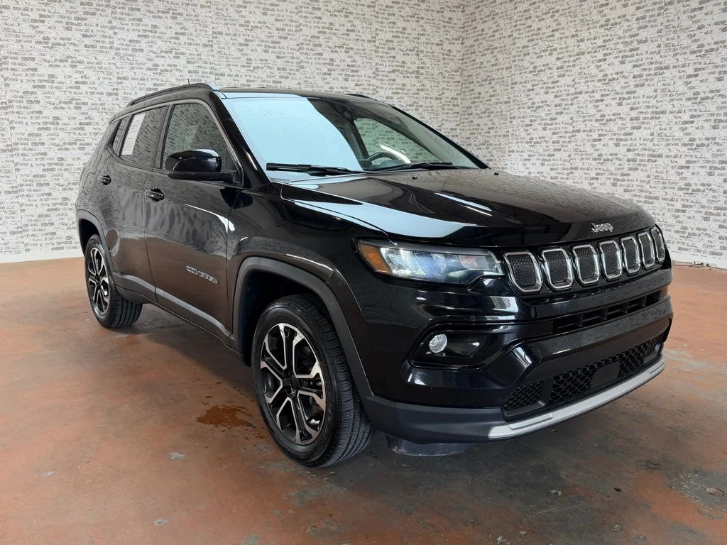 Used 2022 Black Jeep Limited image 7