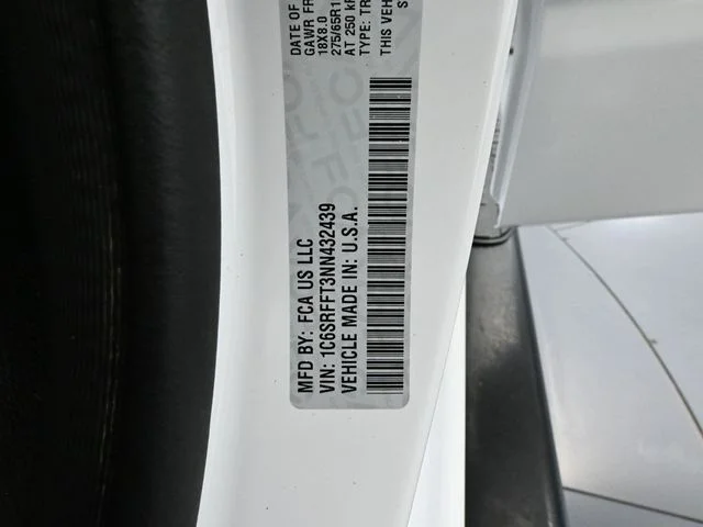 Used 2022 White Ram Big Horn/Lone Star image 40