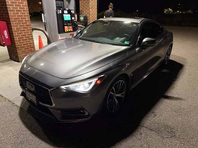 Used 2017 Gray INFINITI 3.0t Premium image 1