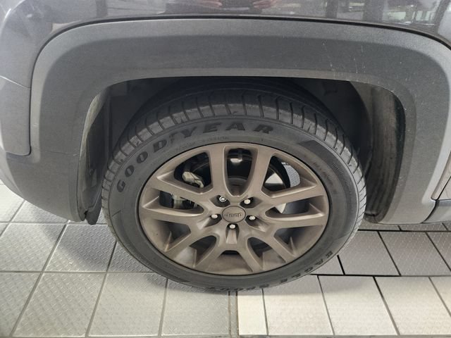 Used 2016 Grey Jeep 75th Anniversary image 8