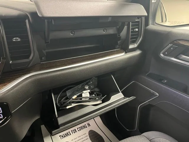 Used 2023 White GMC SLE image 36