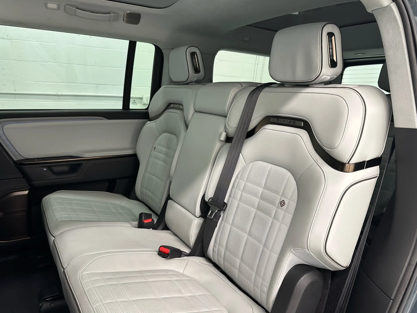 Used 2025 Storm Blue Rivian Ascend image 16