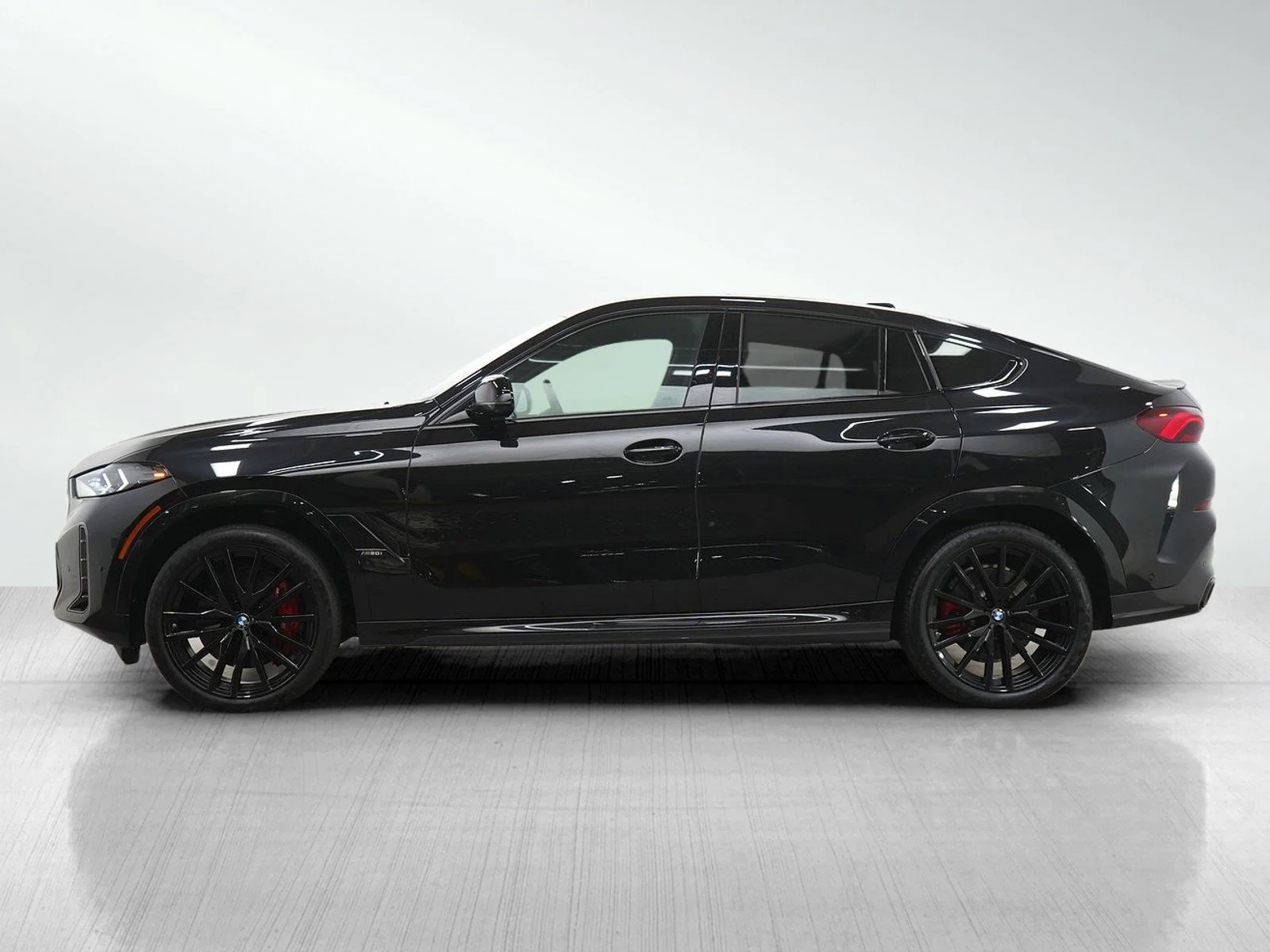 Used 2024 BMW X6 M60i with VIN 5UX43EX09R9S49982 for sale in Wayzata, Minnesota