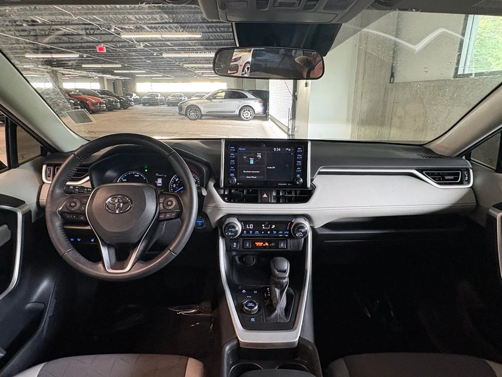 Used 2021 Silver Sky Metallic Toyota XLE image 16