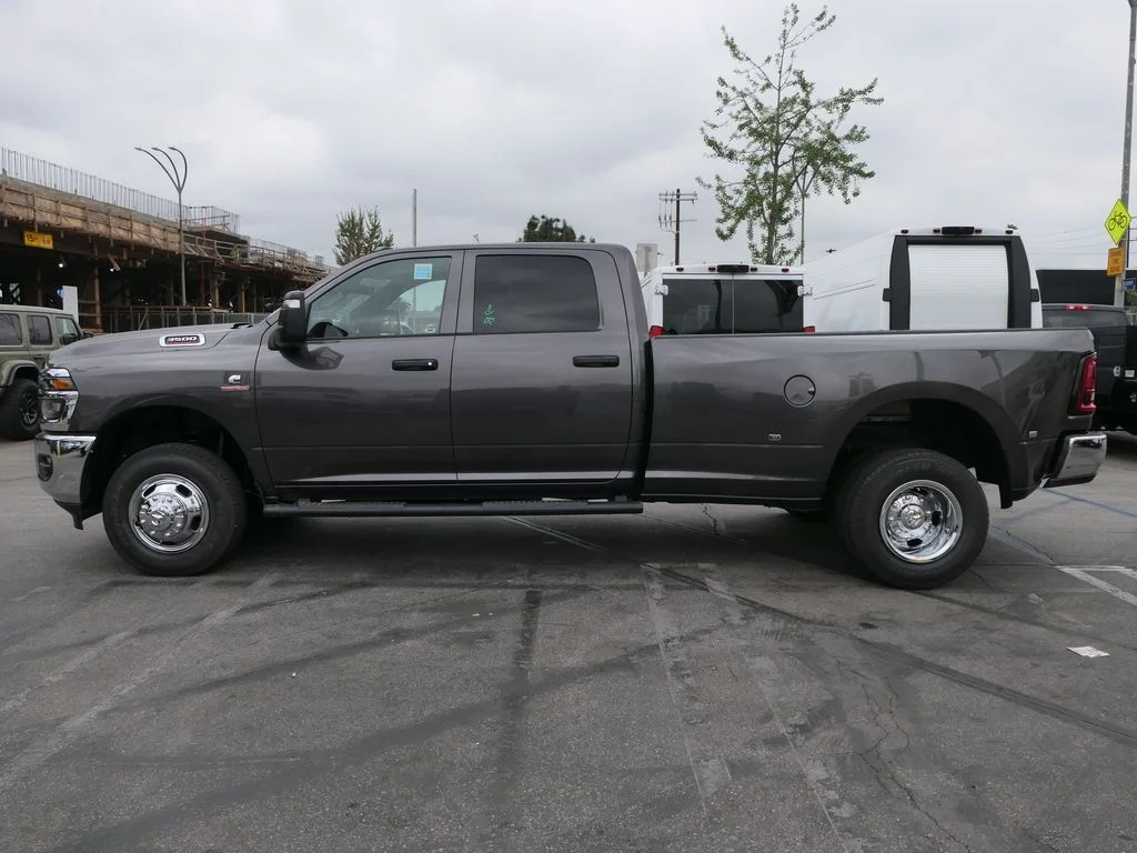 New 2026 Gray RAM Tradesman image 5