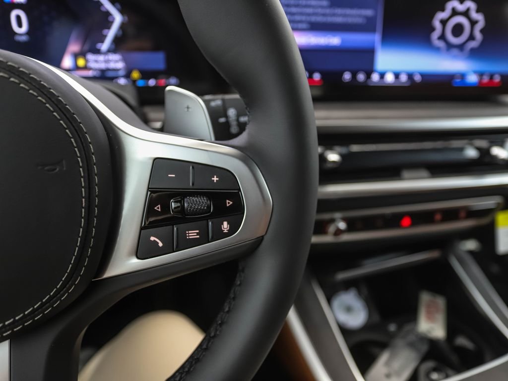 New 2026 Carbon Black Metallic BMW xDrive40i image 13