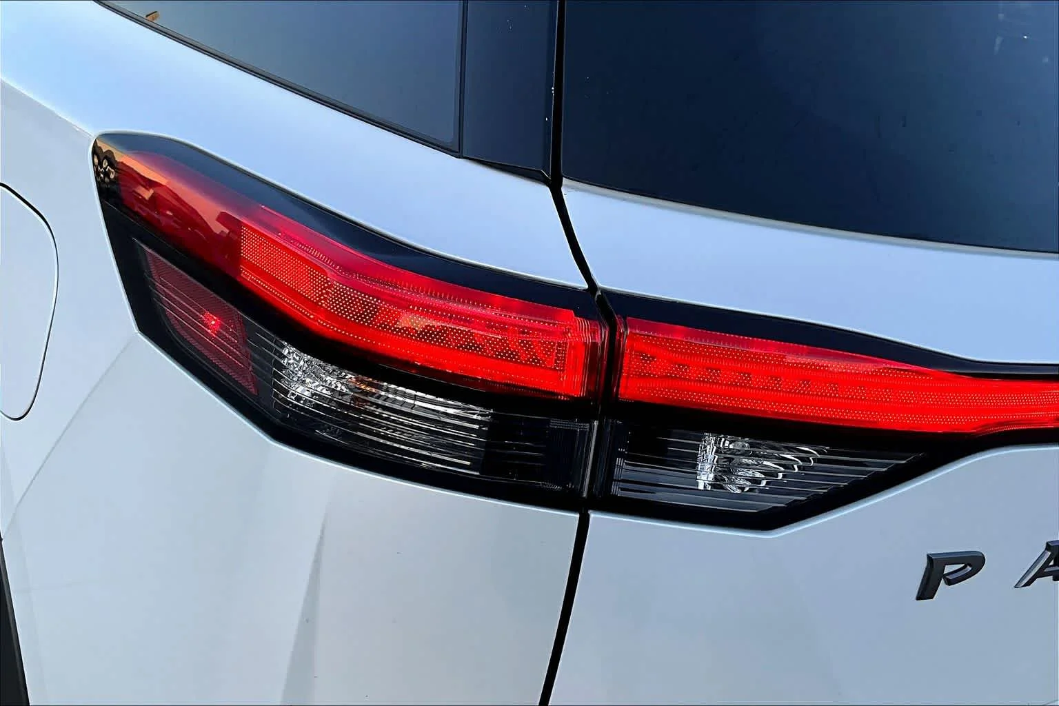 New 2026 Everest White Pearl Tricoat Nissan Platinum image 14