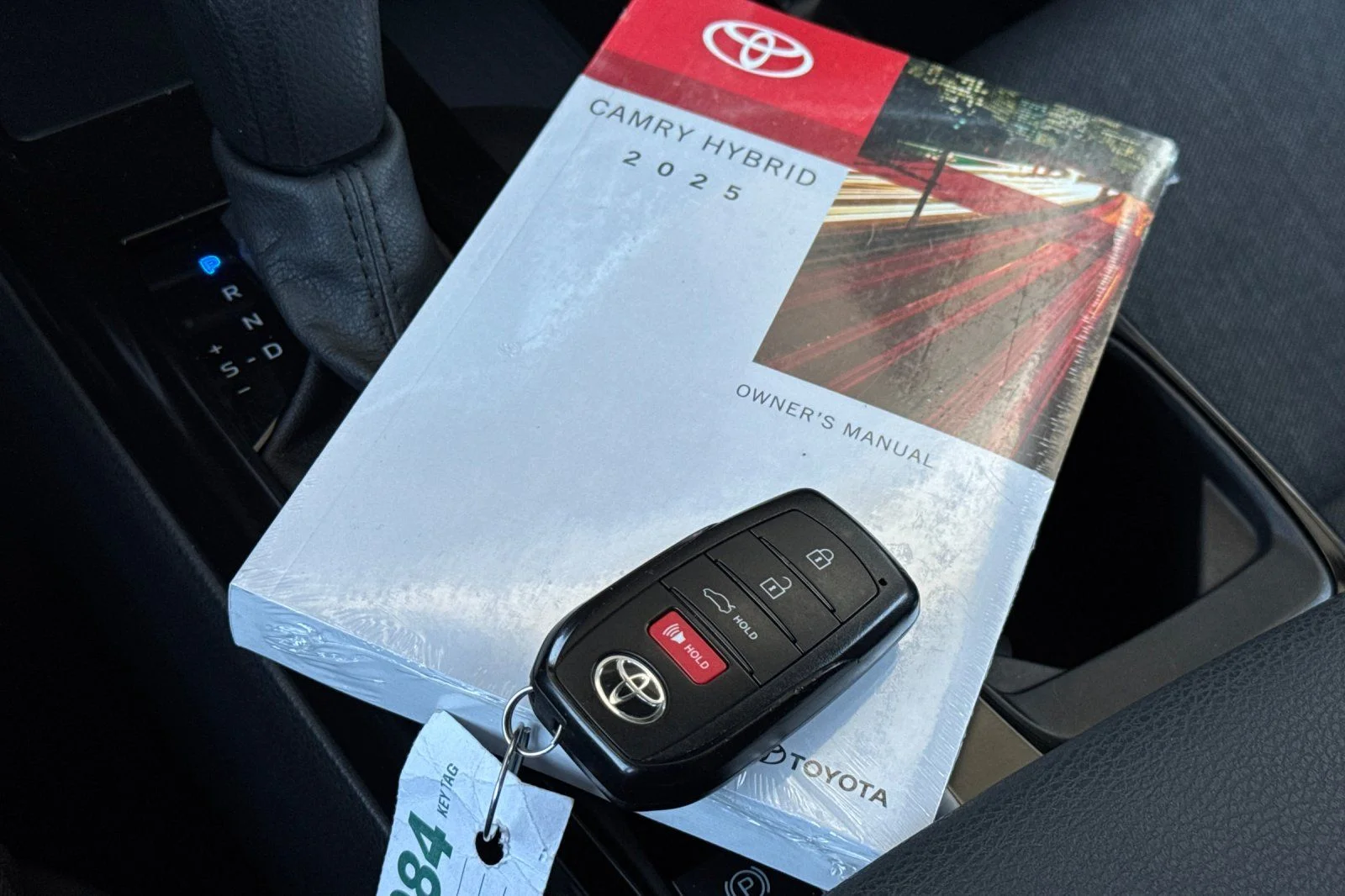 Used 2025 Silver Toyota LE image 4