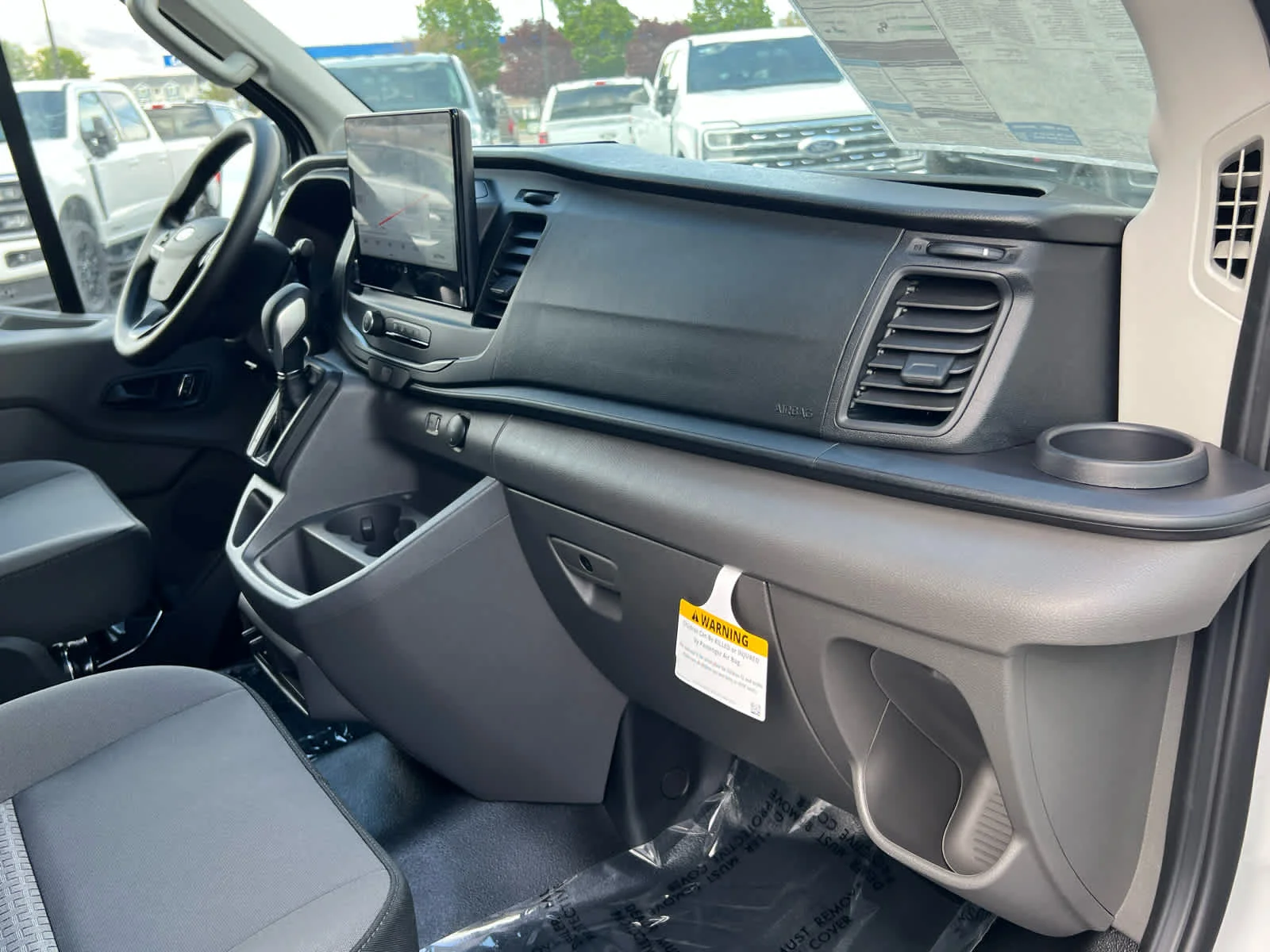 New 2026 Oxford White Ford Cargo Van image 13