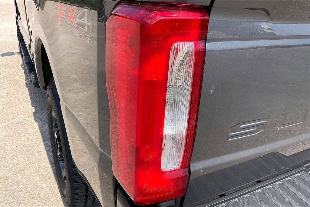 New 2026 Ford Super Duty F-250 XL 4D Crew Cab