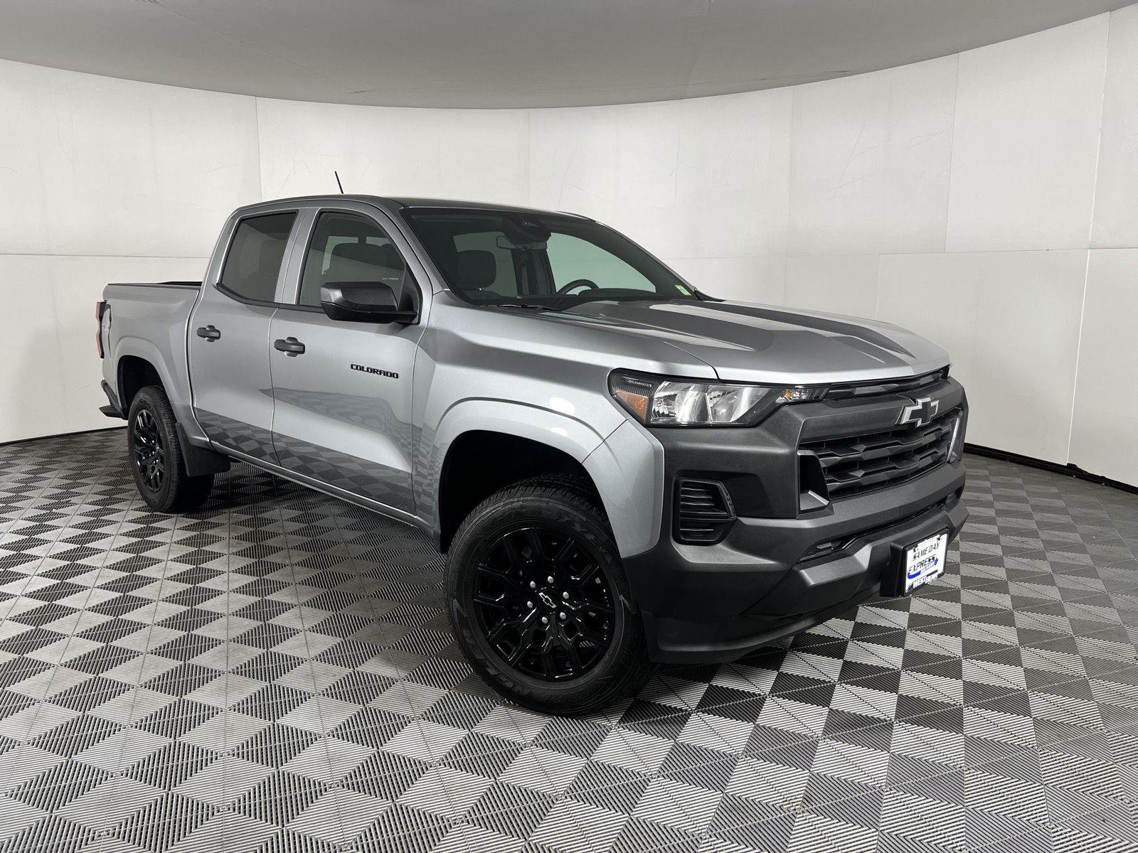 Used 2026 Sterling Gray Metallic Chevrolet 4WD Work Truck image 40