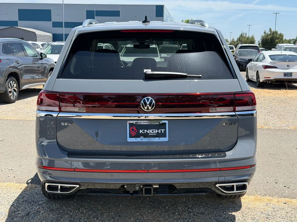 New 2026 Pure Gray Volkswagen 2.0T SEL Premium R-Line image 10