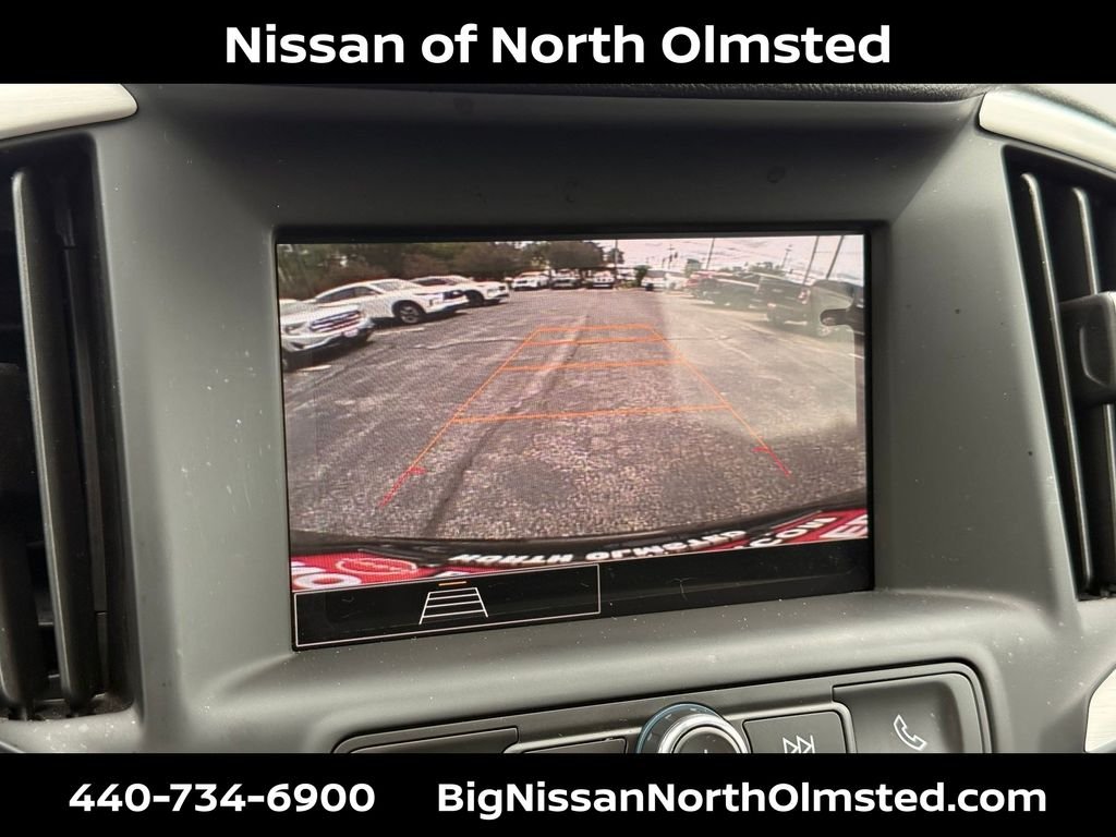 Used 2024 Ebony Twilight Metallic GMC SLE image 17